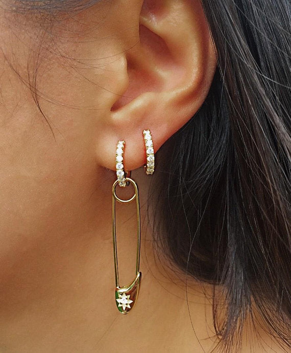 SAFETY PIN HOOP EARRINGS - GOLD - Fala Jewelry