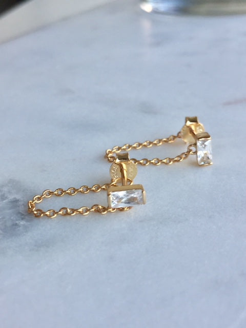 CHAIN STUD EARRINGS - GOLD - Fala Jewelry