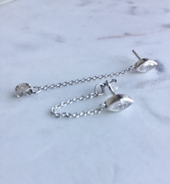 MARQUEE CHAIN EARRINGS - SILVER - Fala Jewelry