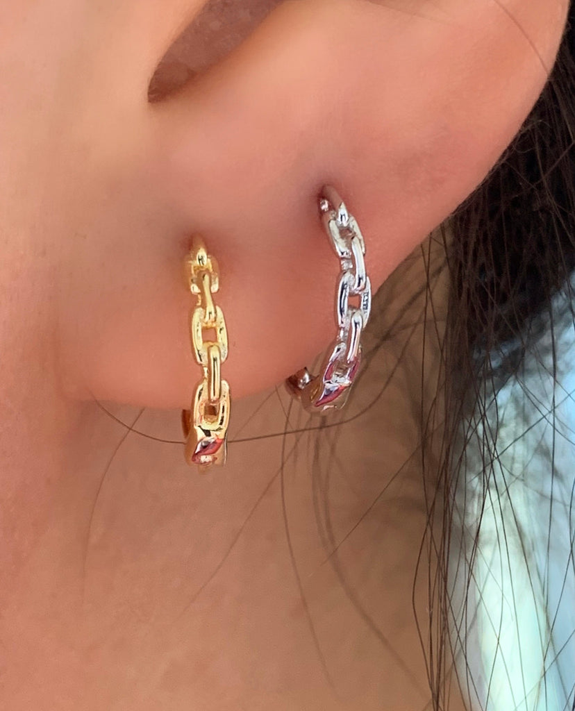 LINK CHAIN HOOP EARRINGS