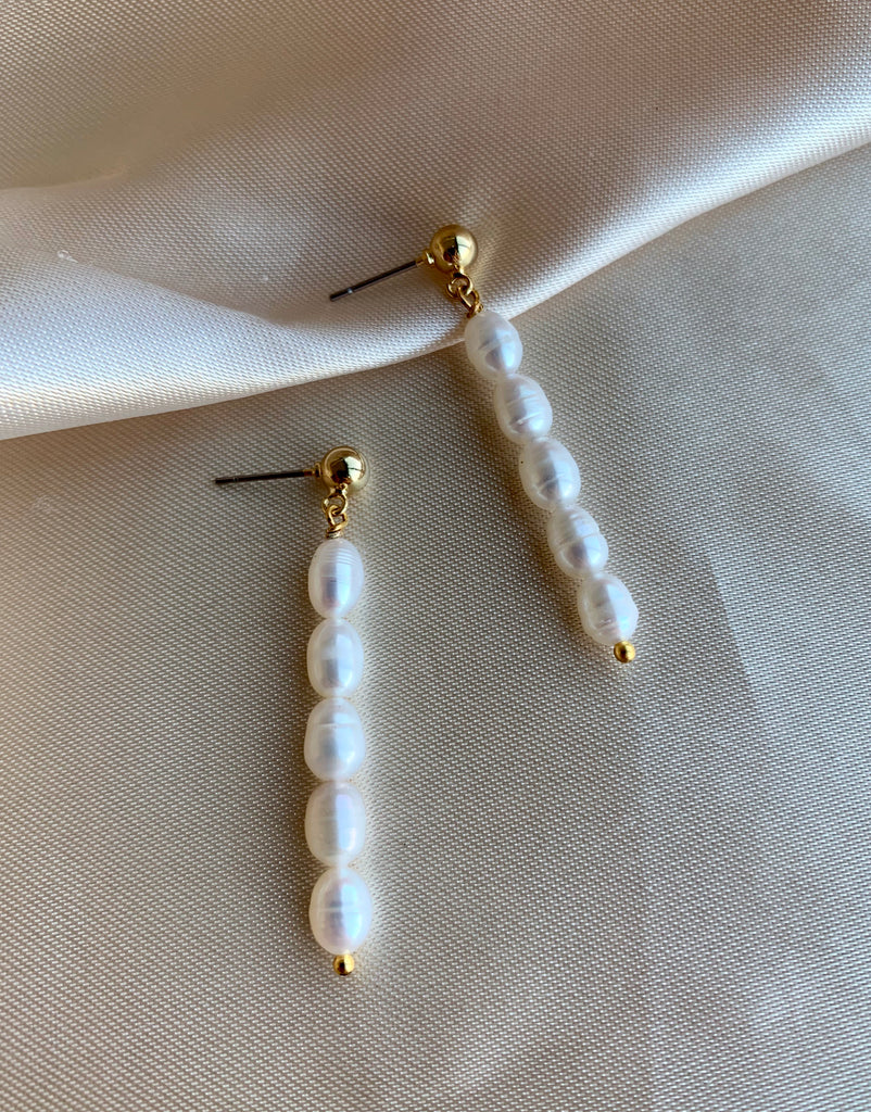 Long Pearl Earring - Gold