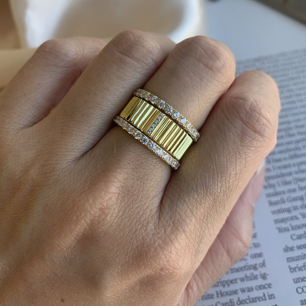 Wide textured Ring