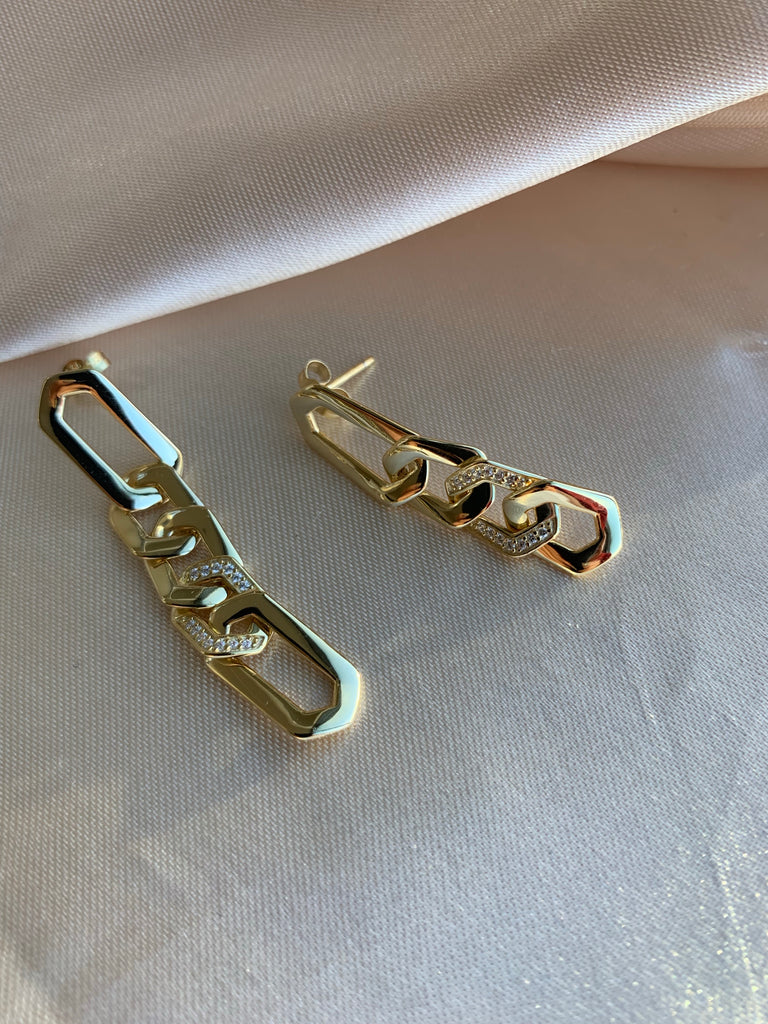 LINK CHAIN EARRINGS