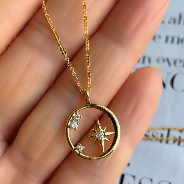 NORTH STAR NECKLACE