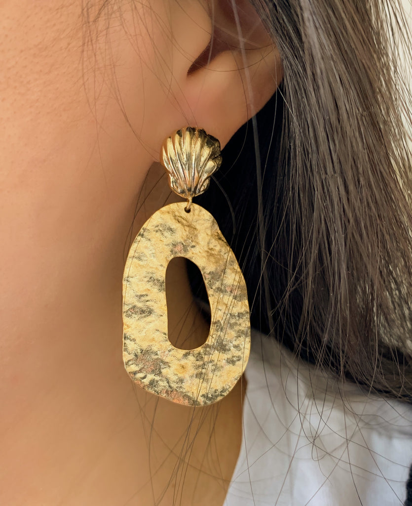 Shell Dangle Earrings