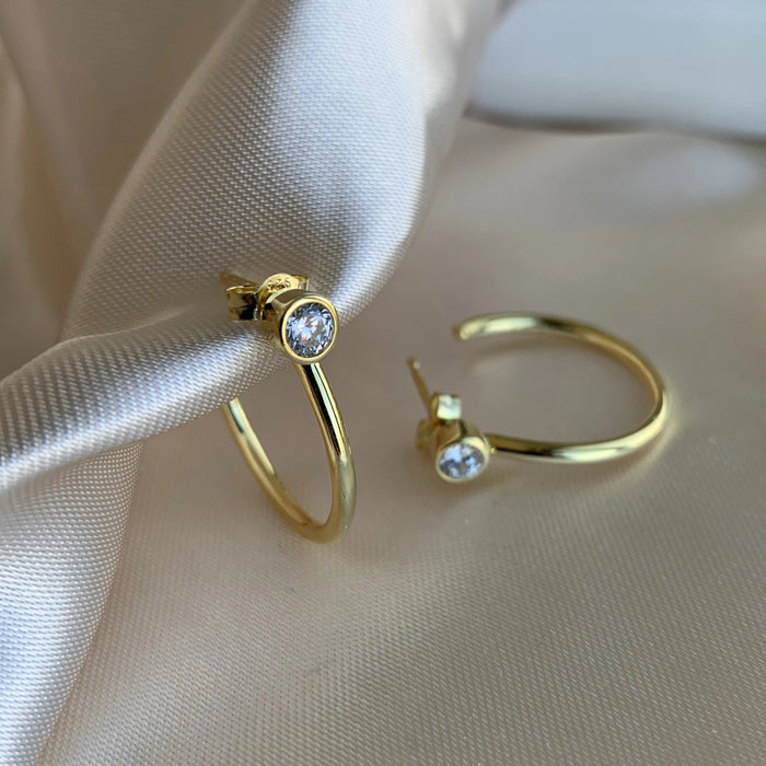 STUD HOOP EARRINGS - GOLD