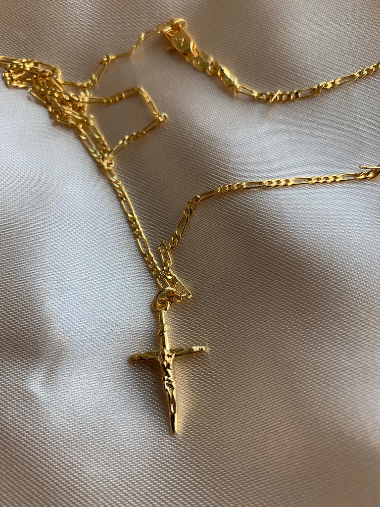 CROSS NECKLACE - GOLD